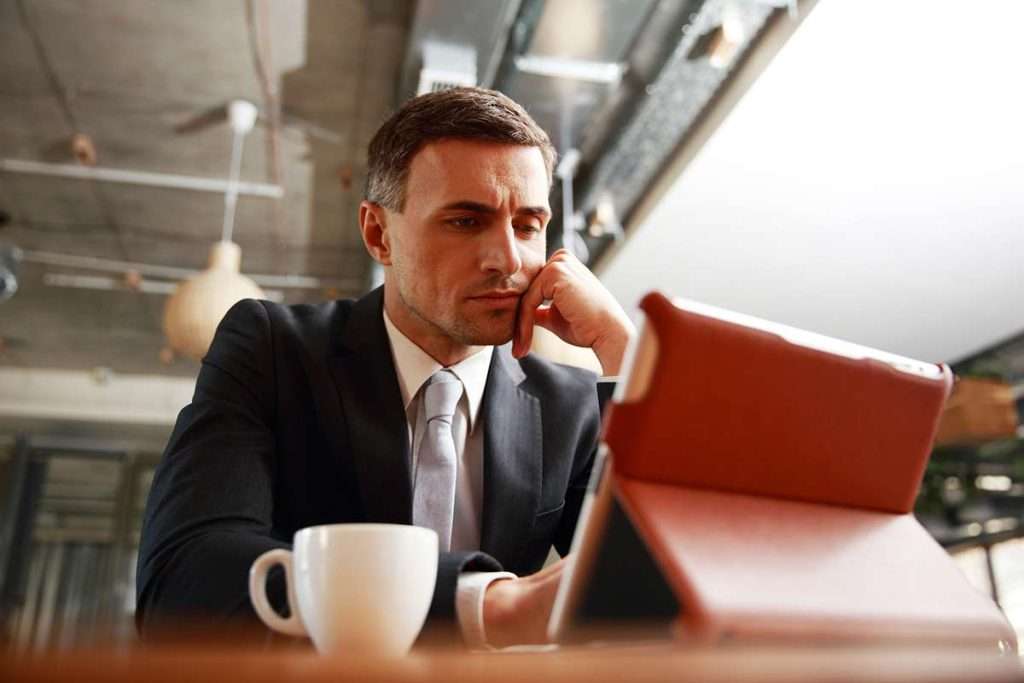 Identify qualified business buyers by using a business broker
